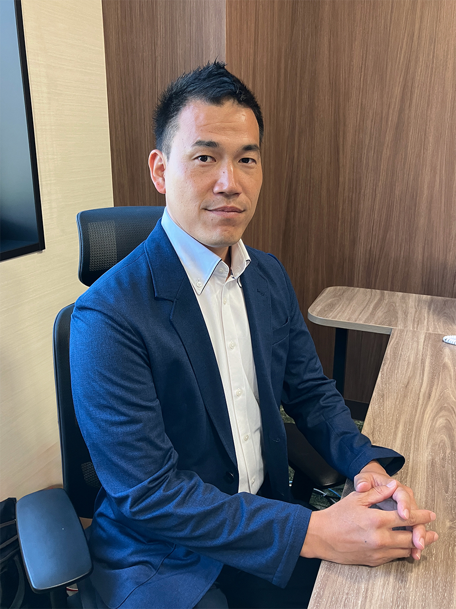 三喜産業株式会社　代表取締役社長　井本雄介
